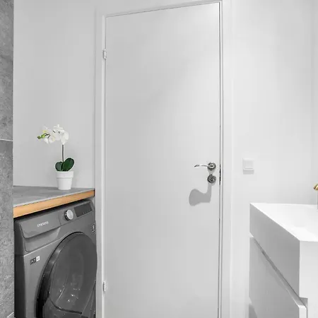 Stunning In With Wifi